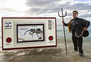 World's largest Game & Watch in the water at Pt Willunga