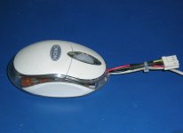 The re-assembled mouse with the new external connector